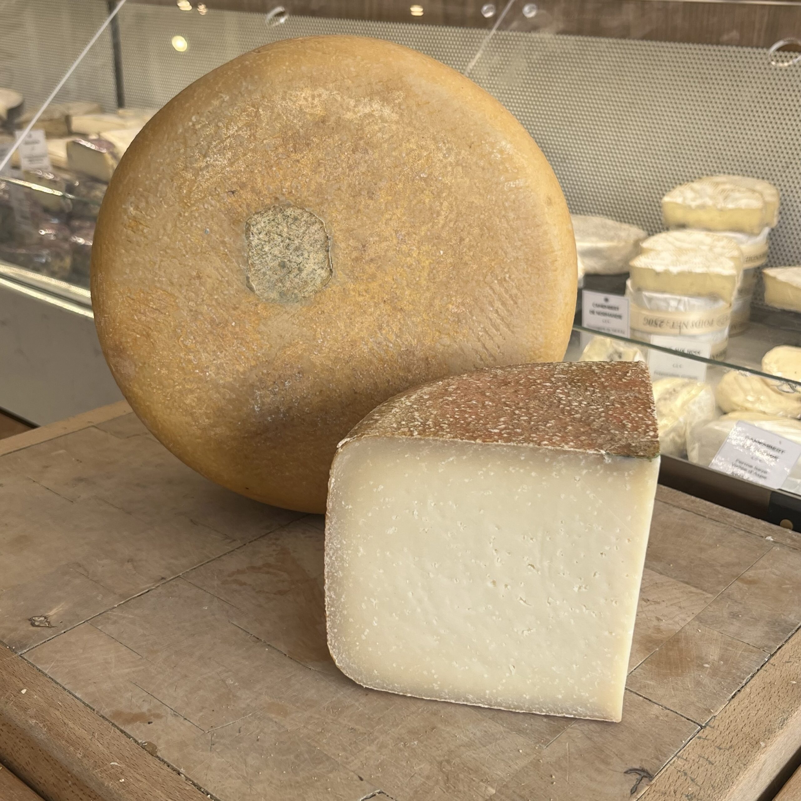 Tomme de chèvre du Béarn
